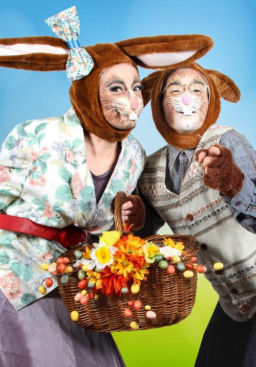 Steltloopacts steltentheater te boeken bij www.kwekel-evenementen.nl