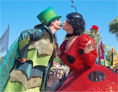 Love Bugs, Steltlopers theater / Steltloopacts www.kwekel-evenementen.nl